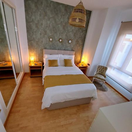 Apartamento Las Floritas Málaga Dış mekan fotoğraf