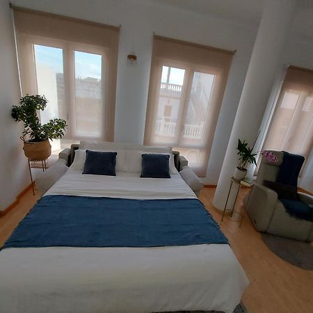 Apartamento Las Floritas Málaga Dış mekan fotoğraf