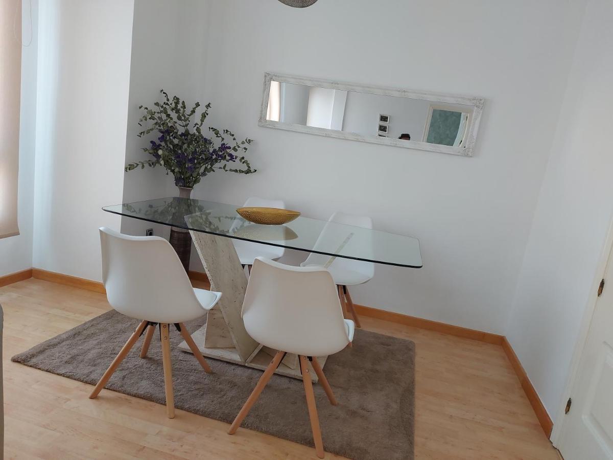 Apartamento Las Floritas Málaga Dış mekan fotoğraf