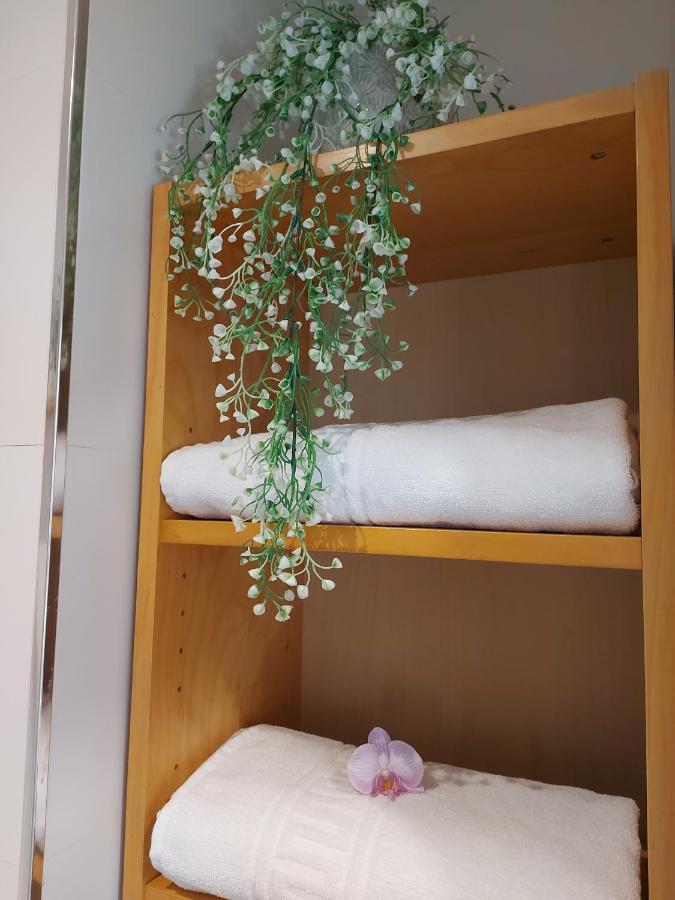 Apartamento Las Floritas Málaga Dış mekan fotoğraf