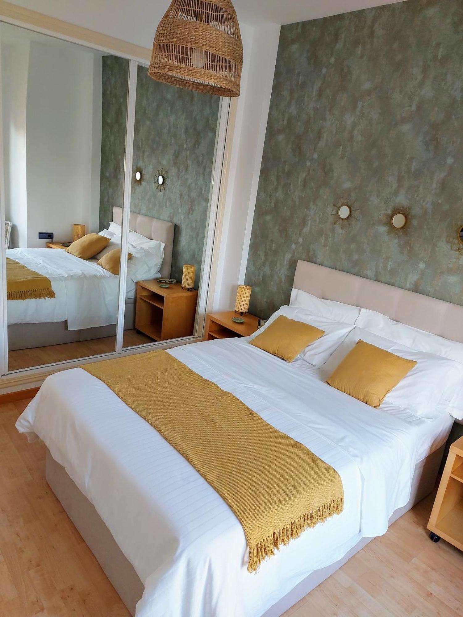 Apartamento Las Floritas Málaga Dış mekan fotoğraf