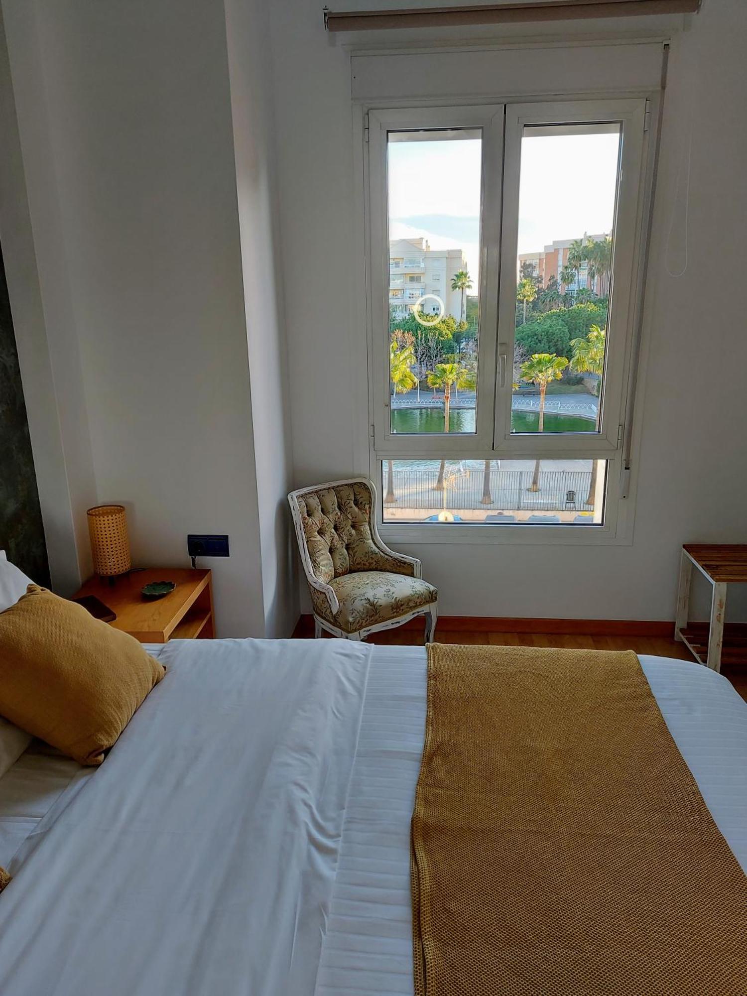 Apartamento Las Floritas Málaga Dış mekan fotoğraf