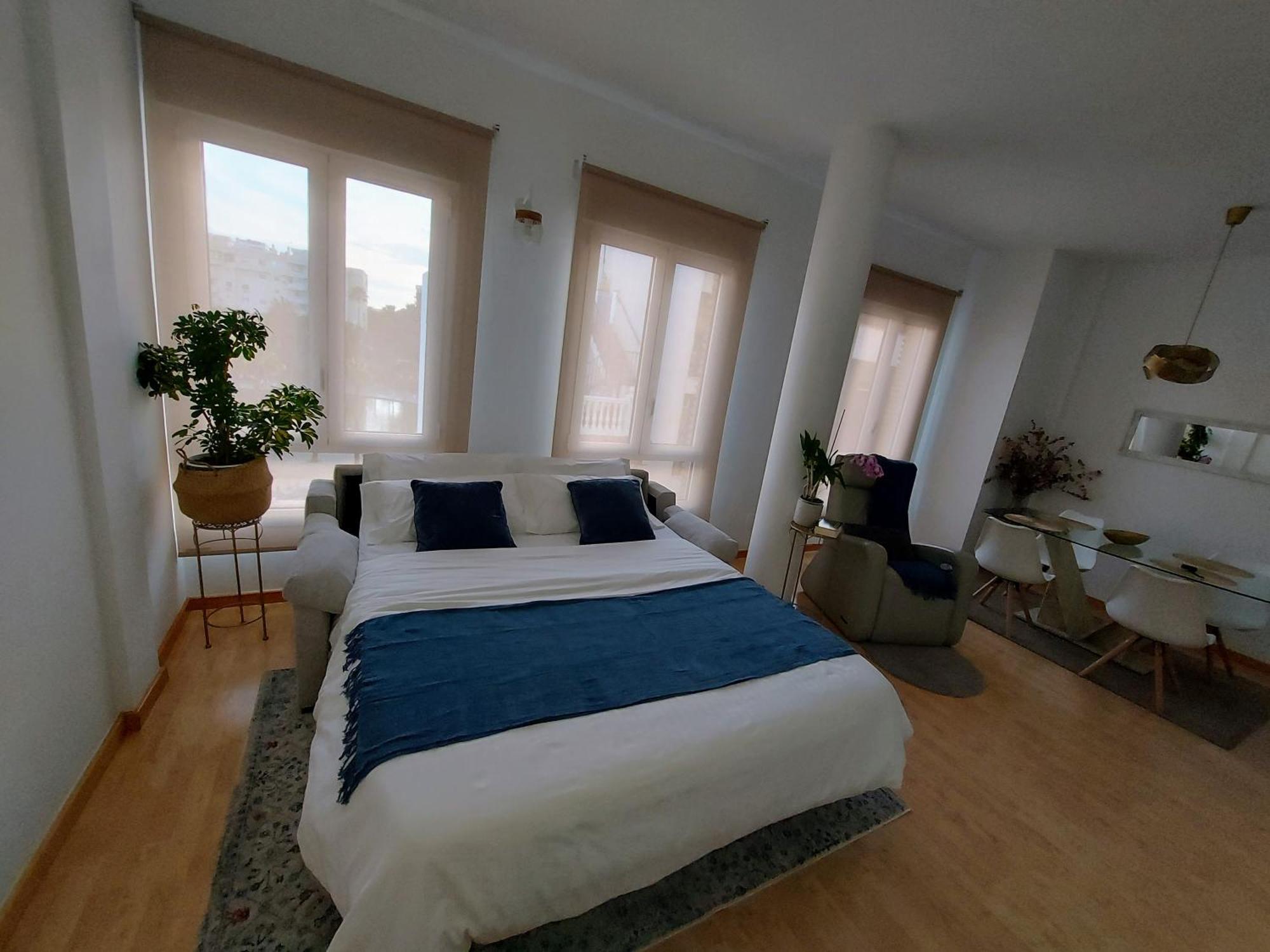 Apartamento Las Floritas Málaga Dış mekan fotoğraf