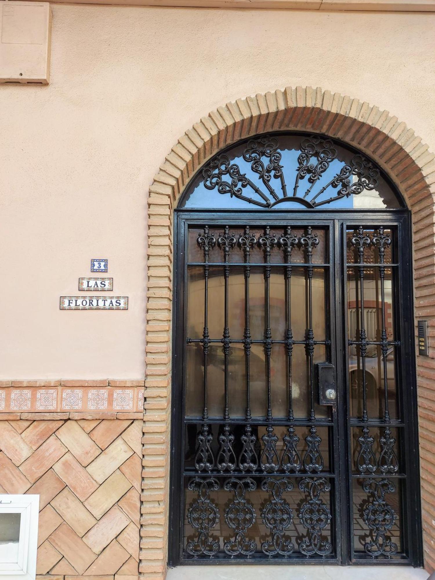 Apartamento Las Floritas Málaga Dış mekan fotoğraf